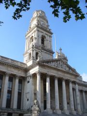 450px-Portsmouth_Guildhall_-_geograph.org.uk_-_548625
