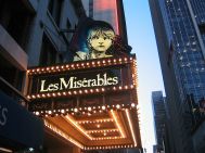 800px-New_York_Imperial_Theatre_Les_Miserables_2003